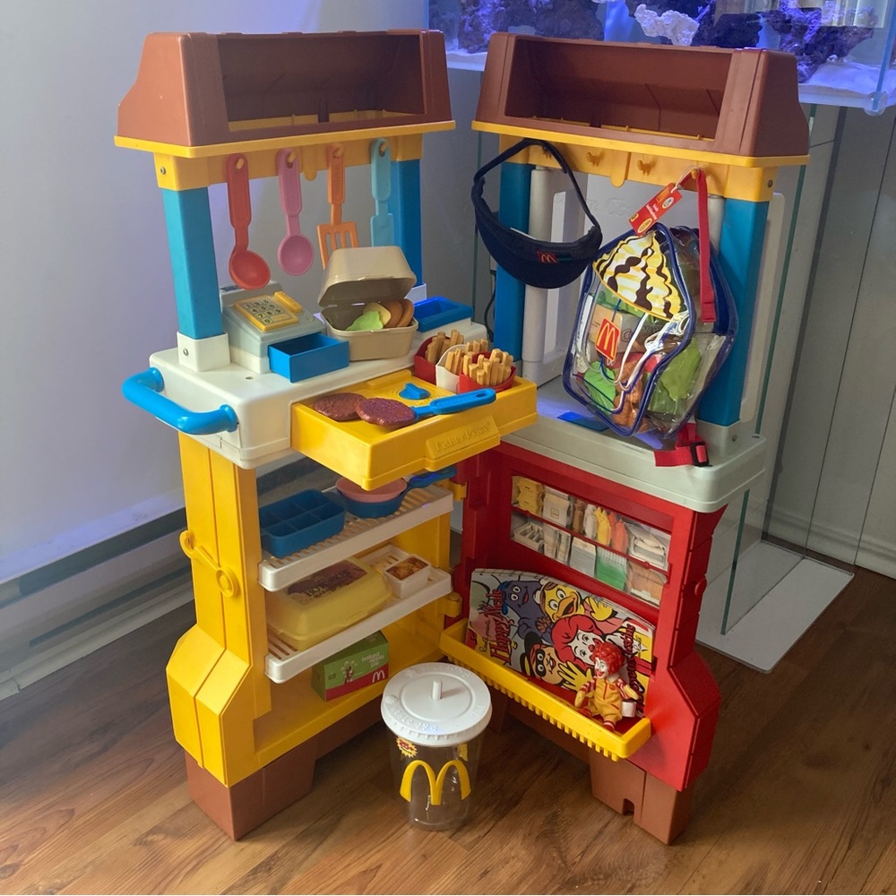 RARE Vintage McDonald’s Drive thru kids Playset Fisherprice Fun with Food - Picture 1 of 16